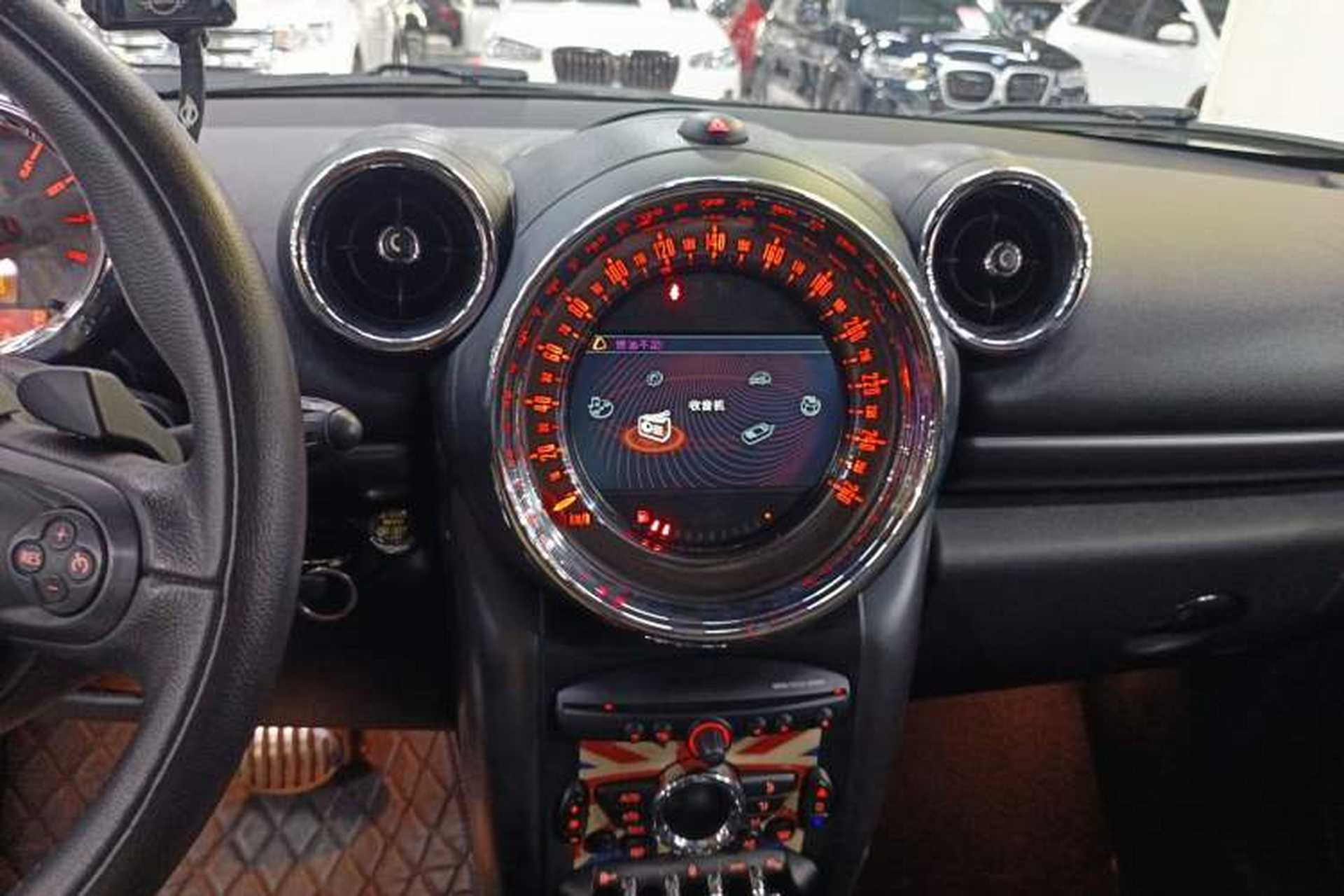 Used MINI Countryman 2014 1.6T COOPER S Audio And AC Panel