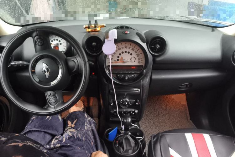 Used MINI Countryman 2014 1.6L COOPER Fun Center Console