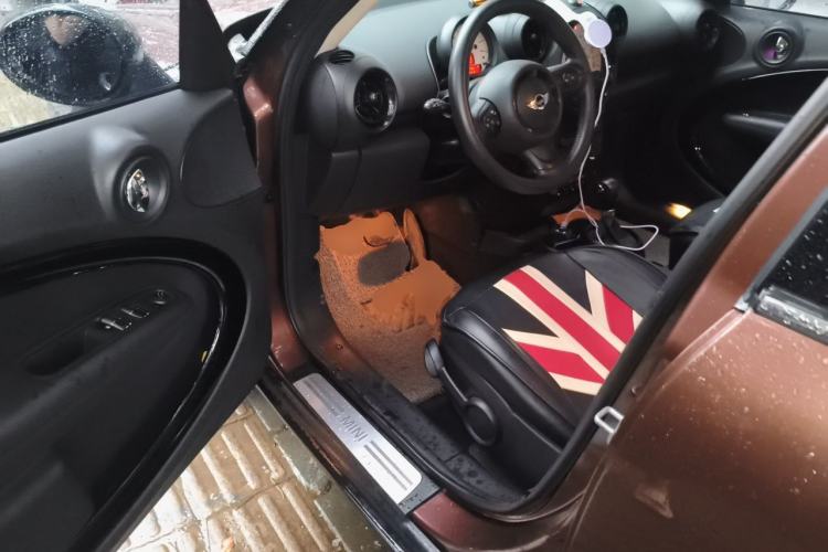Used MINI Countryman 2014 1.6L COOPER Fun Driver Seat