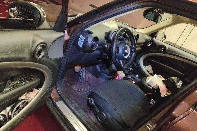 Used MINI Countryman  Driver Seat