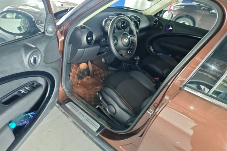 Used MINI Countryman 2014 1.6L COOPER Excitement Driver Seat