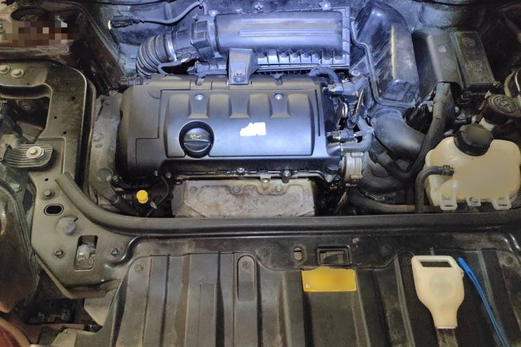 Used MINI Countryman  Engine Bay