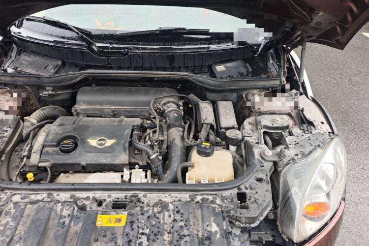 Used MINI Countryman 2014 1.6T COOPER ALL4 Fun Engine Bay Left