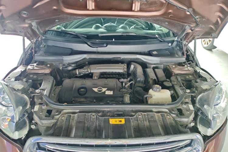 Used MINI Countryman 2014 1.6L COOPER Excitement Engine Bay