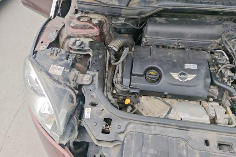 Used MINI Countryman 2014 1.6T COOPER S ALL4 Engine Bay Right
