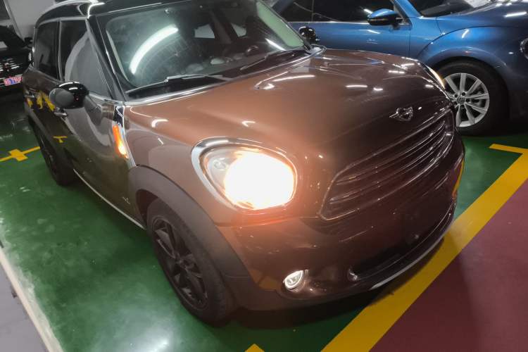 Used MINI Countryman 2014 1.6T COOPER ALL4 Fun Exterior 2