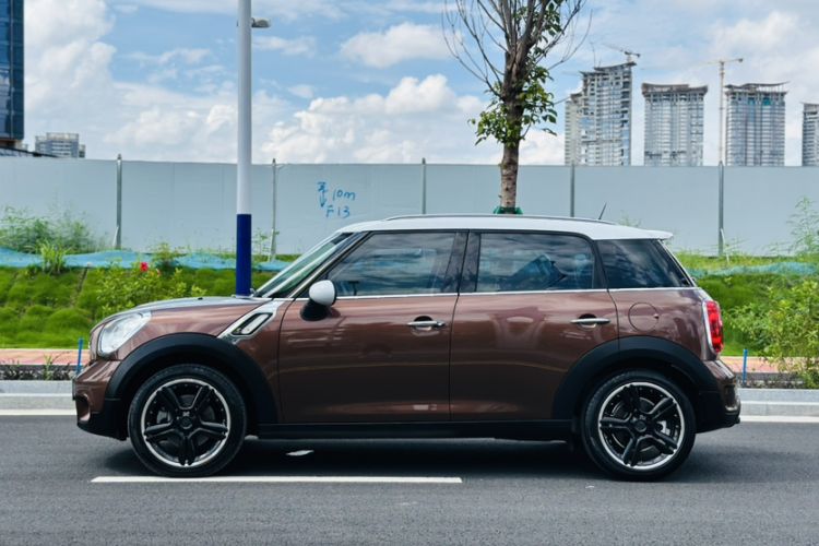 Used MINI Countryman 2014 1.6T COOPER S Exterior 2