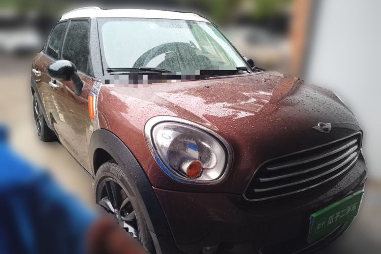 Used MINI Countryman 2014 1.6L COOPER Fun Front Right 45 Deg