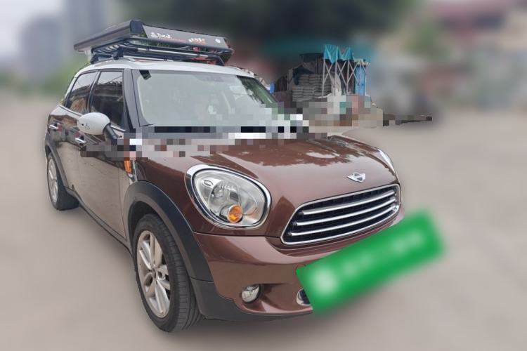 Used MINI Countryman 2014 1.6L COOPER Fun Front Right 45 Deg