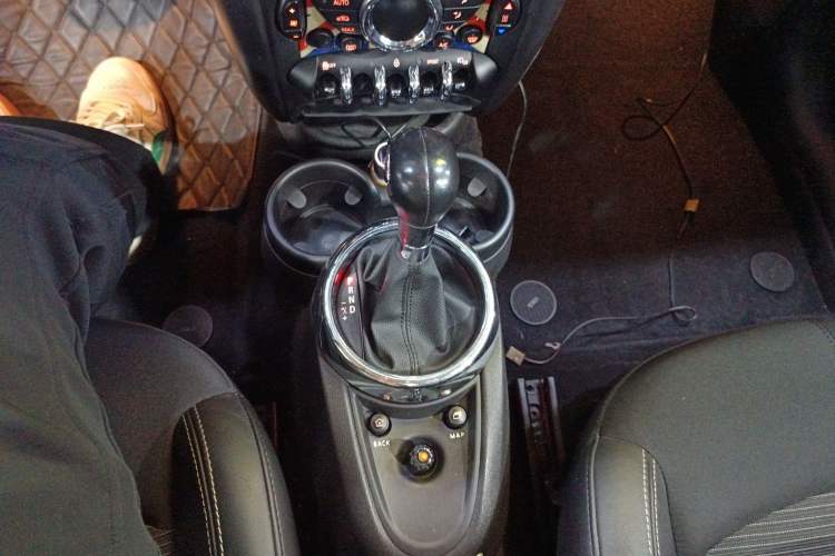 Used MINI Countryman 2014 1.6T COOPER S Gear Lever