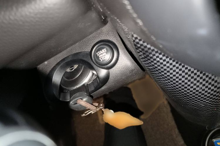 Used MINI Countryman 2014 1.6L COOPER Fun Interior 1