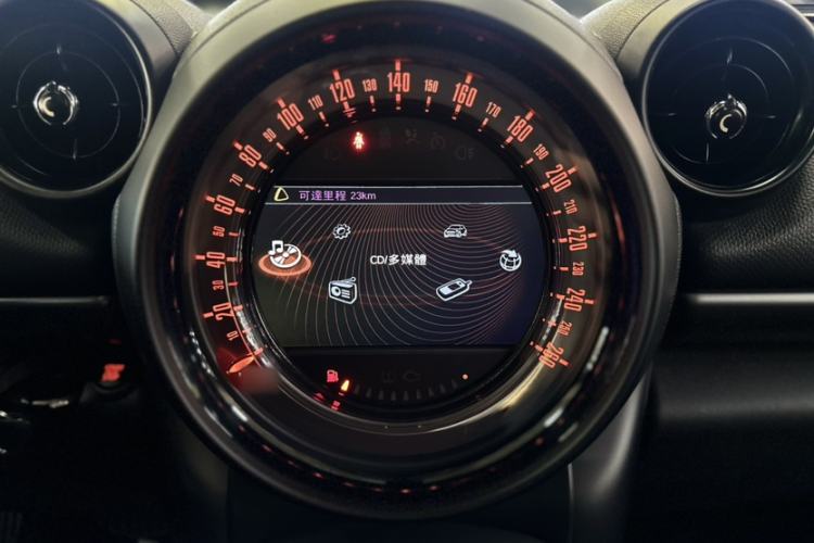 Used MINI Countryman 2014 1.6T COOPER S Interior 3