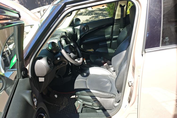 Used MINI Countryman 2014 1.6T COOPER ALL4 Excitement Left Front Seat
