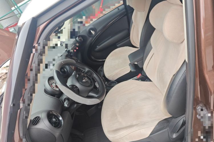 Used MINI Countryman 2014 1.6L COOPER Fun Left Front Seat