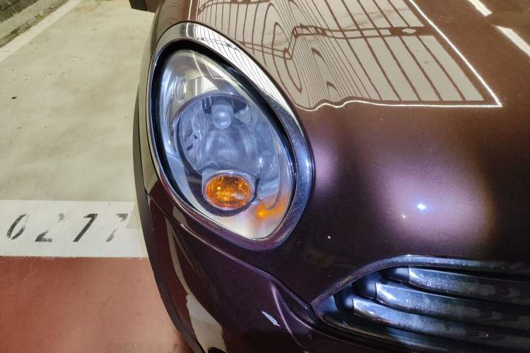 Used MINI Countryman  Right Front Headlight