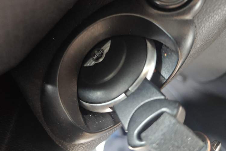 Used MINI Countryman 2014 1.6L COOPER Fun Vehicle Key