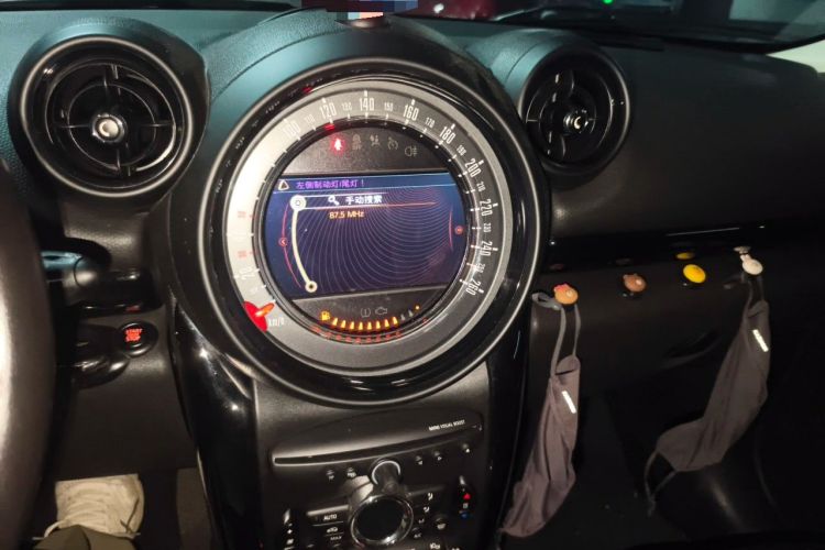 Used MINI Countryman 2014 1.6T COOPER ALL4 Excitement Audio And AC Panel