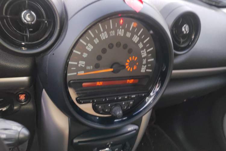 Used MINI Countryman 2014 1.6T COOPER ALL4 Fun Audio And AC Panel