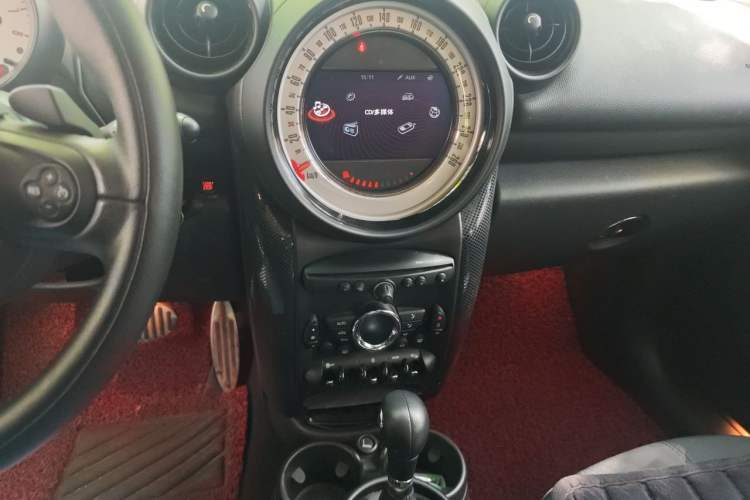 Used MINI Countryman 2014 1.6T COOPER S Audio And AC Panel