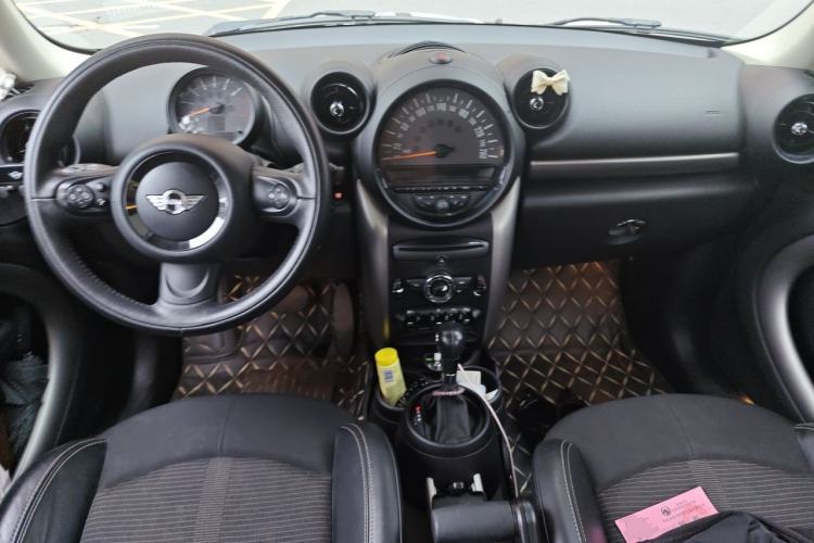 Used MINI Countryman 2014 1.6L COOPER Fun Center Console