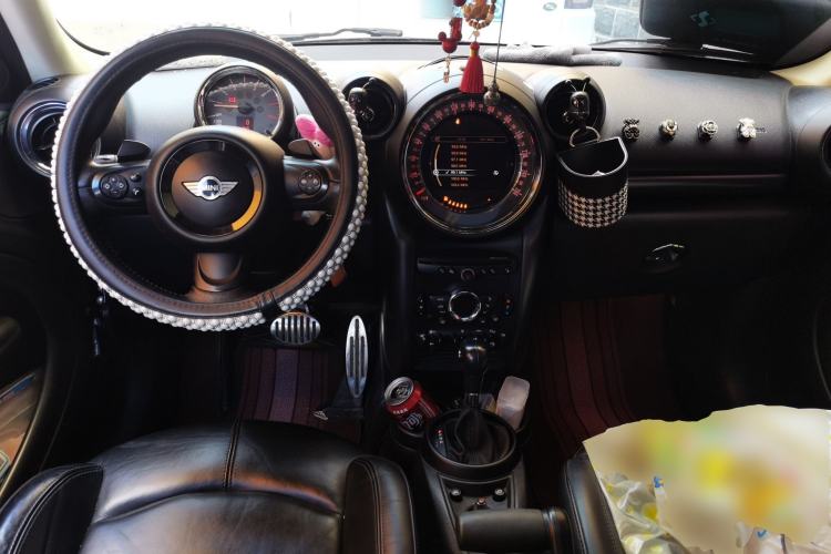 Used MINI Countryman 2014 1.6T COOPER S ALL4 Center Console