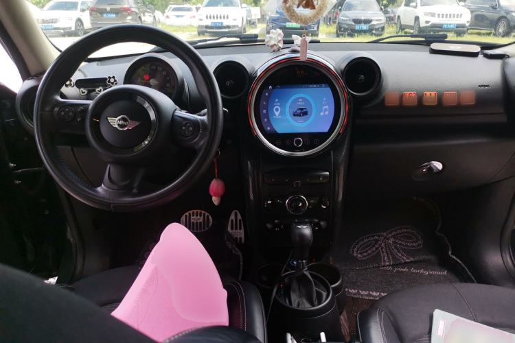 Used MINI Countryman 2014 1.6L COOPER Fun Center Console