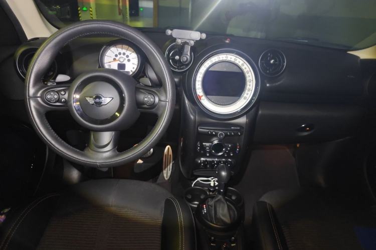 Used MINI Countryman 2014 1.6T COOPER S Center Console