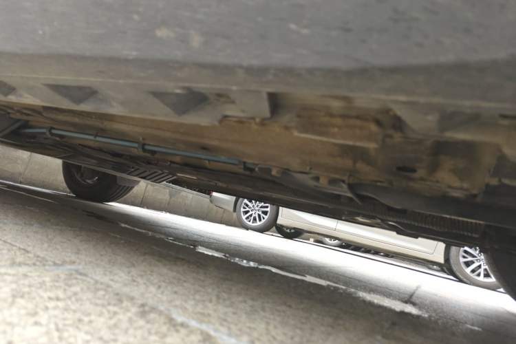 Used MINI Countryman 2014 1.6L COOPER Fun Chassis Front Right