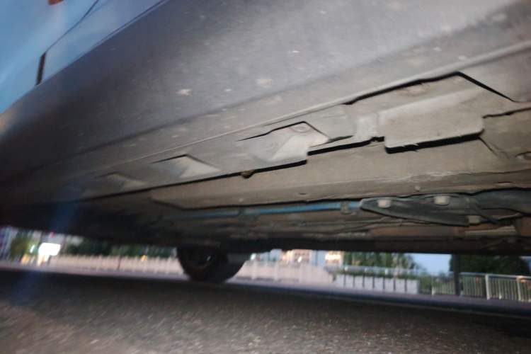 Used MINI Countryman 2014 1.6L COOPER Fun Chassis Front Right