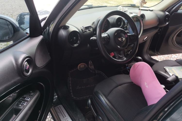 Used MINI Countryman 2014 1.6L COOPER Fun Driver Seat