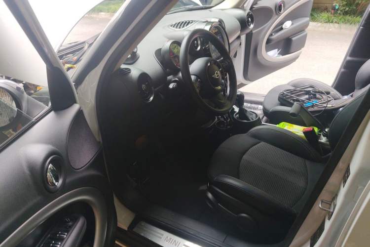 Used MINI Countryman 2014 1.6T COOPER ALL4 Fun Driver Seat
