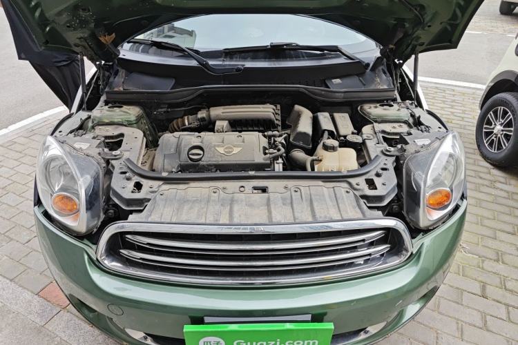 Used MINI Countryman 2014 1.6L COOPER Fun Engine Bay