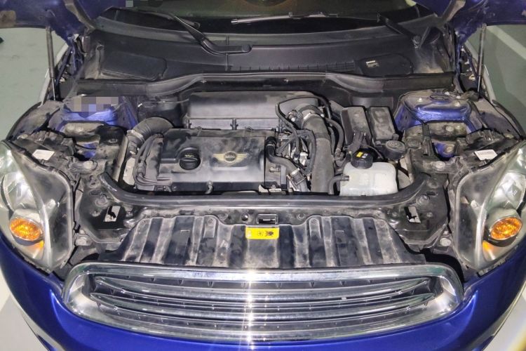 Used MINI Countryman 2014 1.6T COOPER ALL4 Fun Engine Bay