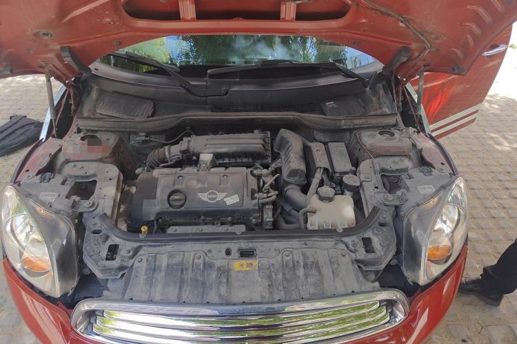 Used MINI Countryman 2014 1.6L COOPER Fun Engine Bay