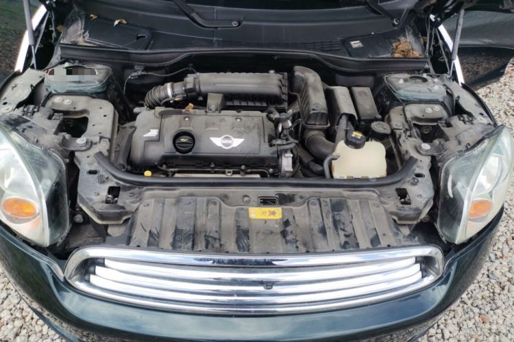 Used MINI Countryman 2014 1.6L COOPER Fun Engine Bay