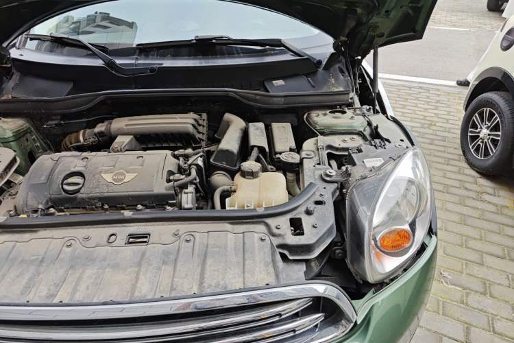 Used MINI Countryman 2014 1.6L COOPER Fun Engine Bay Left