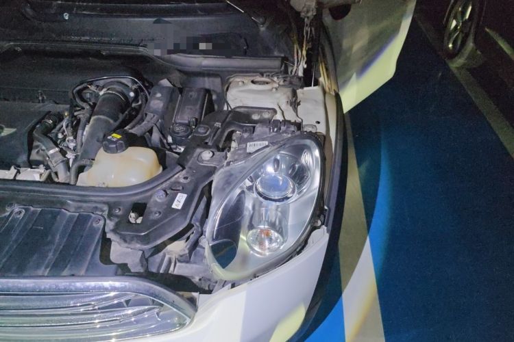 Used MINI Countryman 2014 1.6T COOPER ALL4 Excitement Engine Bay Left