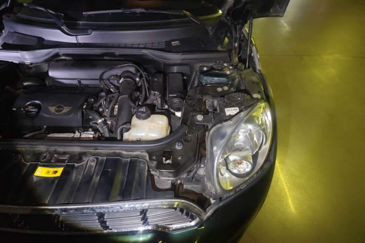 Used MINI Countryman 2014 1.6T COOPER S Engine Bay Left