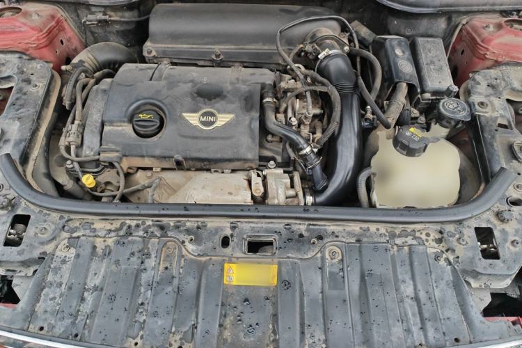 Used MINI Countryman 2014 1.6T COOPER ALL4 Excitement Engine Bay