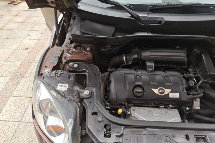 Used MINI Countryman 2014 1.6L COOPER Fun Engine Bay Right