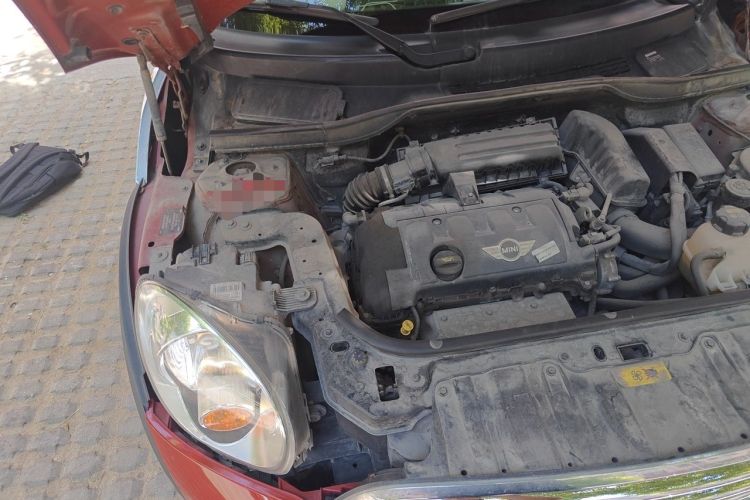 Used MINI Countryman 2014 1.6L COOPER Fun Engine Bay Right