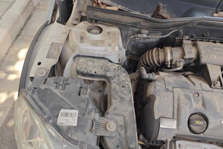 Used MINI Countryman 2014 1.6L COOPER Fun Engine Bay Right