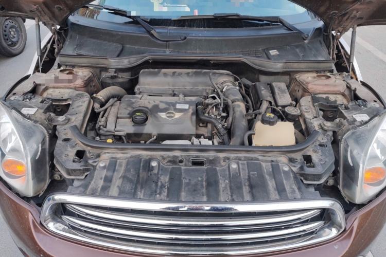 Used MINI Countryman 2014 1.6T COOPER ALL4 Fun Engine Bay