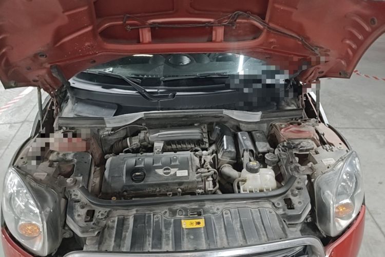 Used MINI Countryman 2014 1.6L COOPER Fun Engine Bay