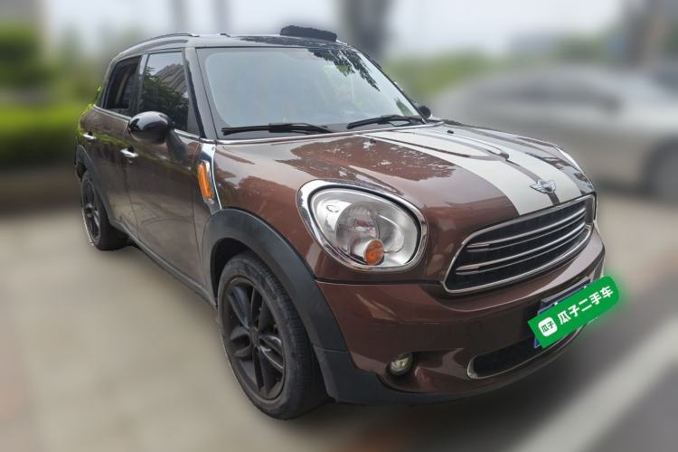 Used MINI Countryman 2014 1.6L COOPER Fun Front Right 45 Deg