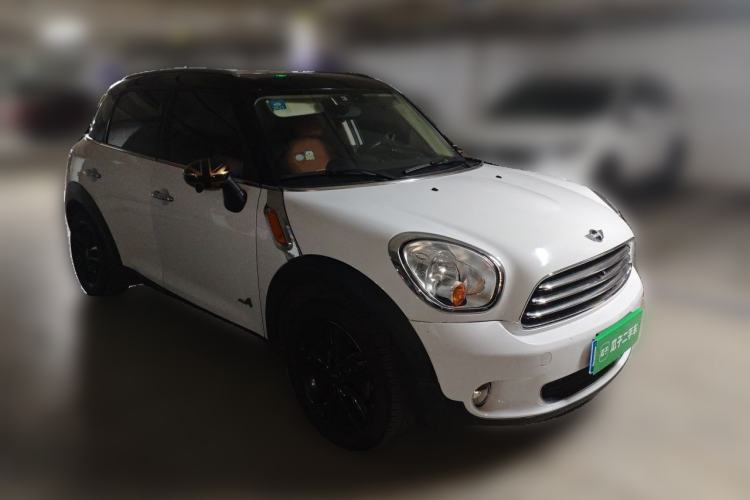 Used MINI Countryman 2014 1.6T COOPER ALL4 Fun Front Right 45 Deg