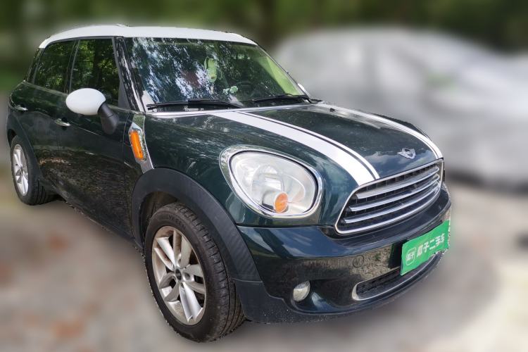 Used MINI Countryman 2014 1.6L COOPER Fun Front Right 45 Deg