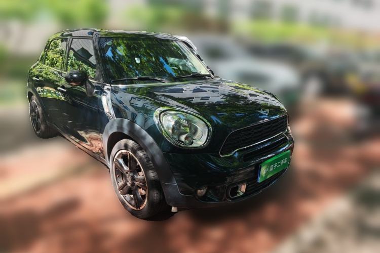 Used MINI Countryman 2014 1.6T COOPER S Front Right 45 Deg