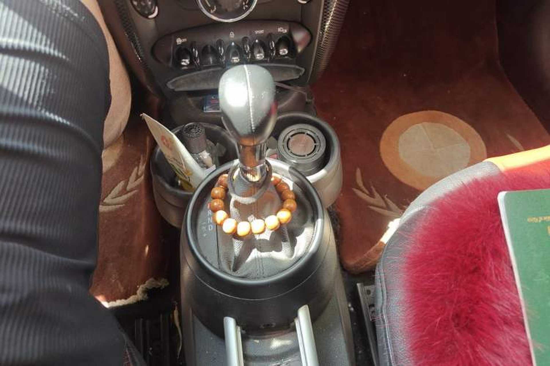 Used MINI Countryman 2014 1.6L COOPER Fun Gear Lever