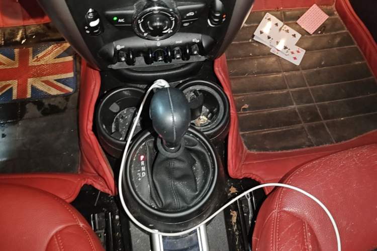 Used MINI Countryman 2014 1.6L COOPER Fun Gear Lever
